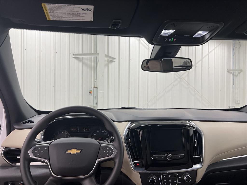 used 2023 Chevrolet Traverse car, priced at $27,587