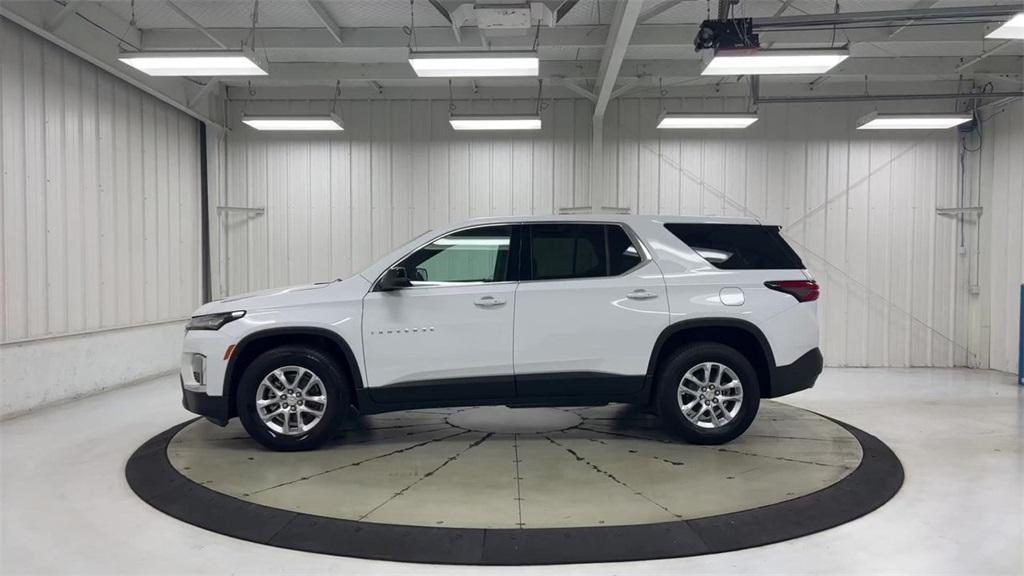 used 2023 Chevrolet Traverse car, priced at $27,587