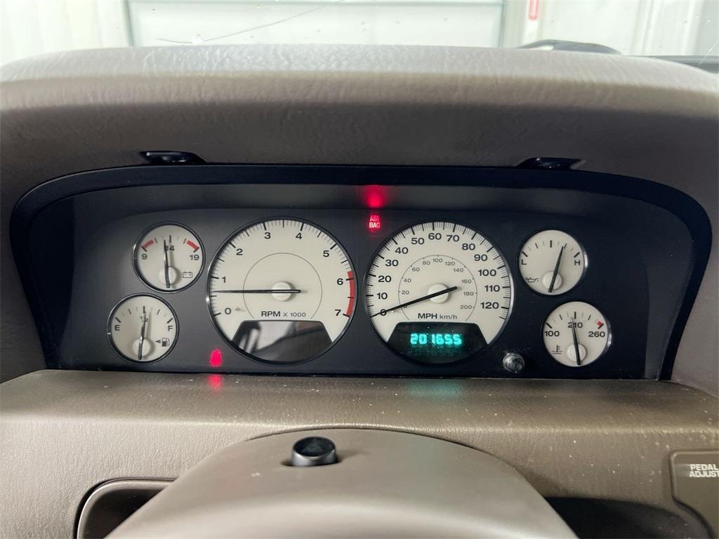 used 2002 Jeep Grand Cherokee car, priced at $1,900