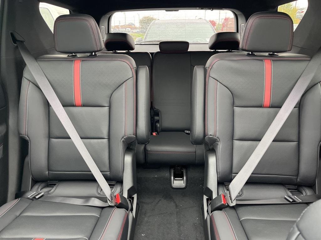 new 2026 Chevrolet Traverse car, priced at $59,296