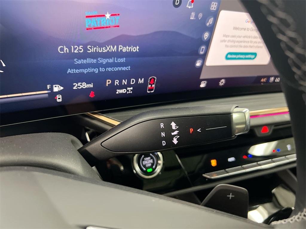 new 2025 Buick Envision car, priced at $45,018