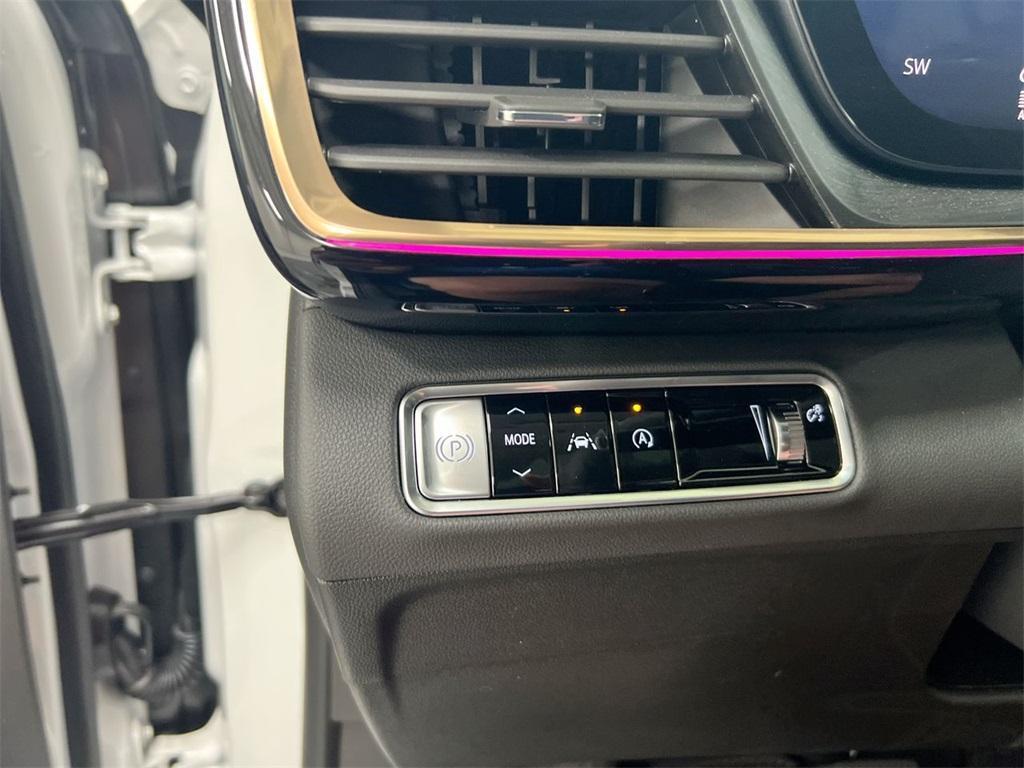 new 2025 Buick Envision car, priced at $45,018