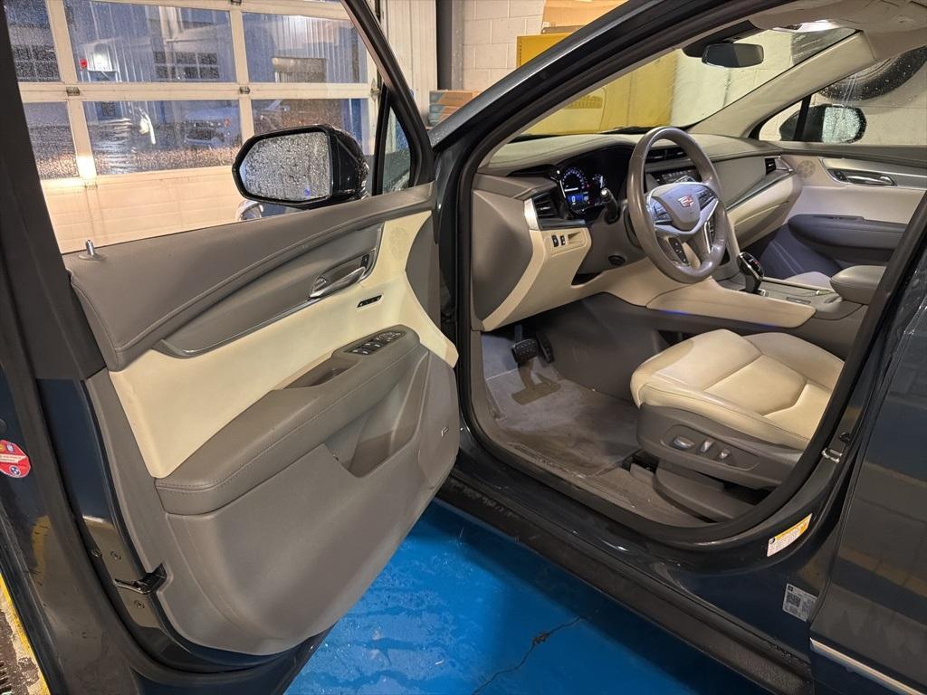 used 2019 Cadillac XT5 car, priced at $24,987