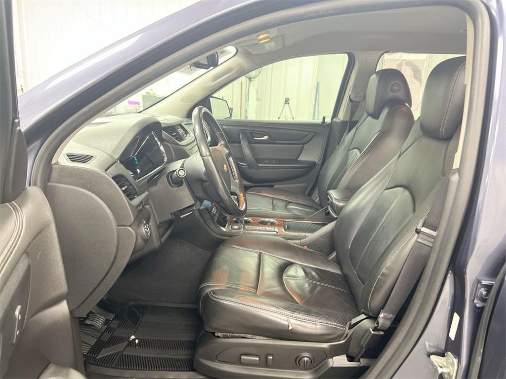 used 2014 Chevrolet Traverse car, priced at $6,500