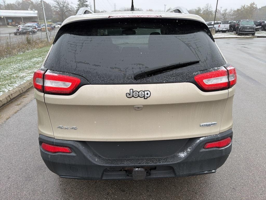 used 2015 Jeep Cherokee car, priced at $5,900
