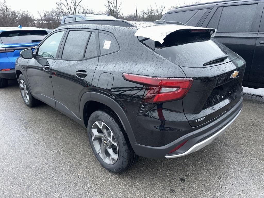 new 2025 Chevrolet Trax car, priced at $24,373