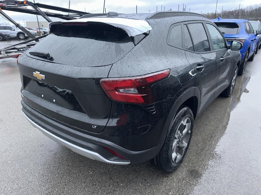 new 2025 Chevrolet Trax car, priced at $24,373