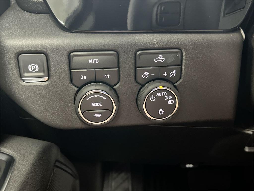 new 2025 Chevrolet Silverado 1500 car, priced at $44,240