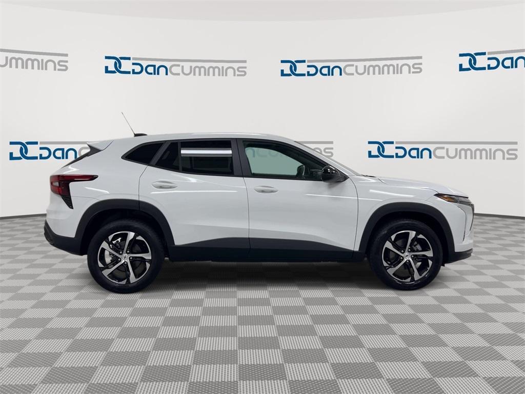 new 2025 Chevrolet Trax car, priced at $22,873