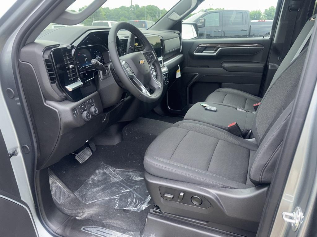 new 2025 Chevrolet Silverado 1500 car, priced at $44,595