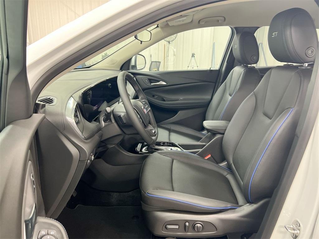 new 2026 Buick Encore GX car, priced at $27,285