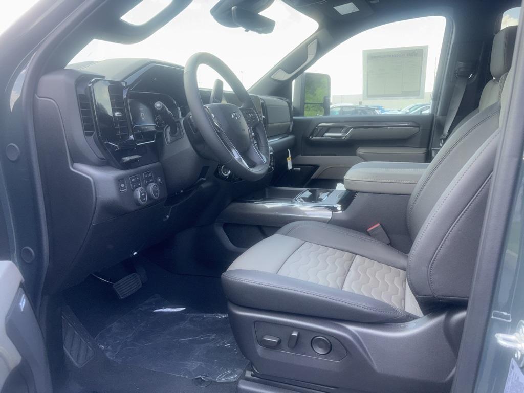 new 2025 Chevrolet Silverado 2500 car, priced at $96,074