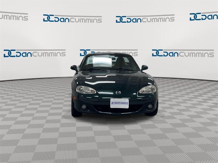 used 2001 Mazda MX-5 Miata car, priced at $4,700