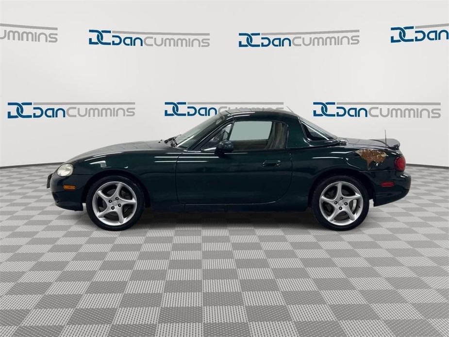 used 2001 Mazda MX-5 Miata car, priced at $4,700