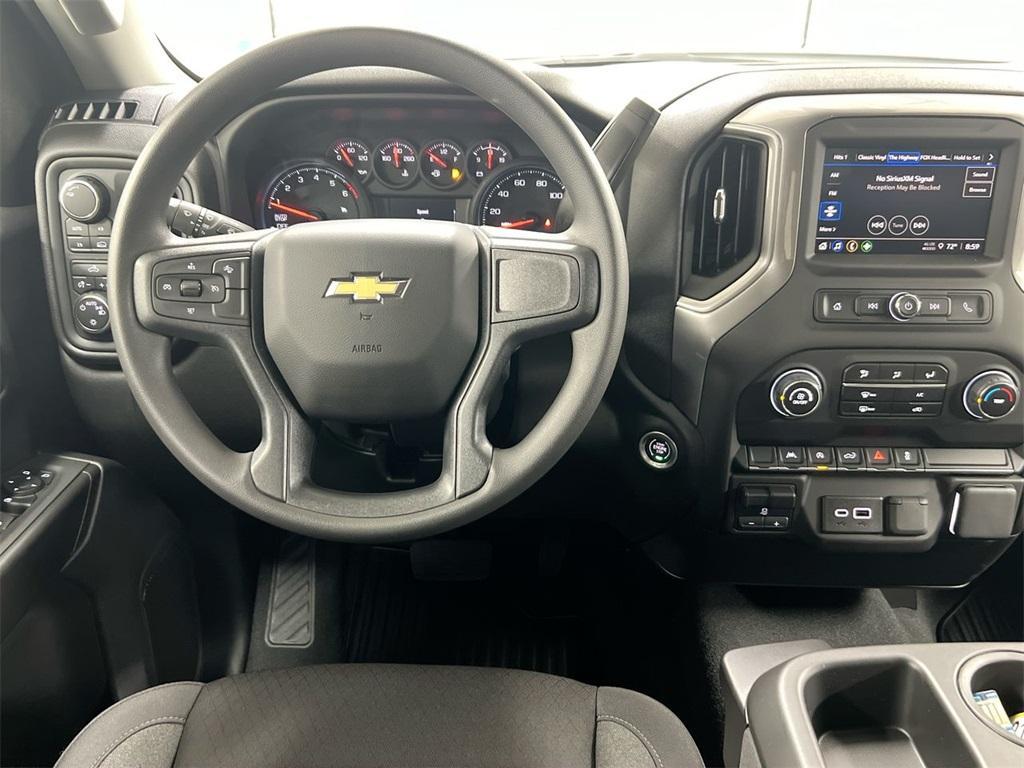 new 2025 Chevrolet Silverado 1500 car, priced at $43,615