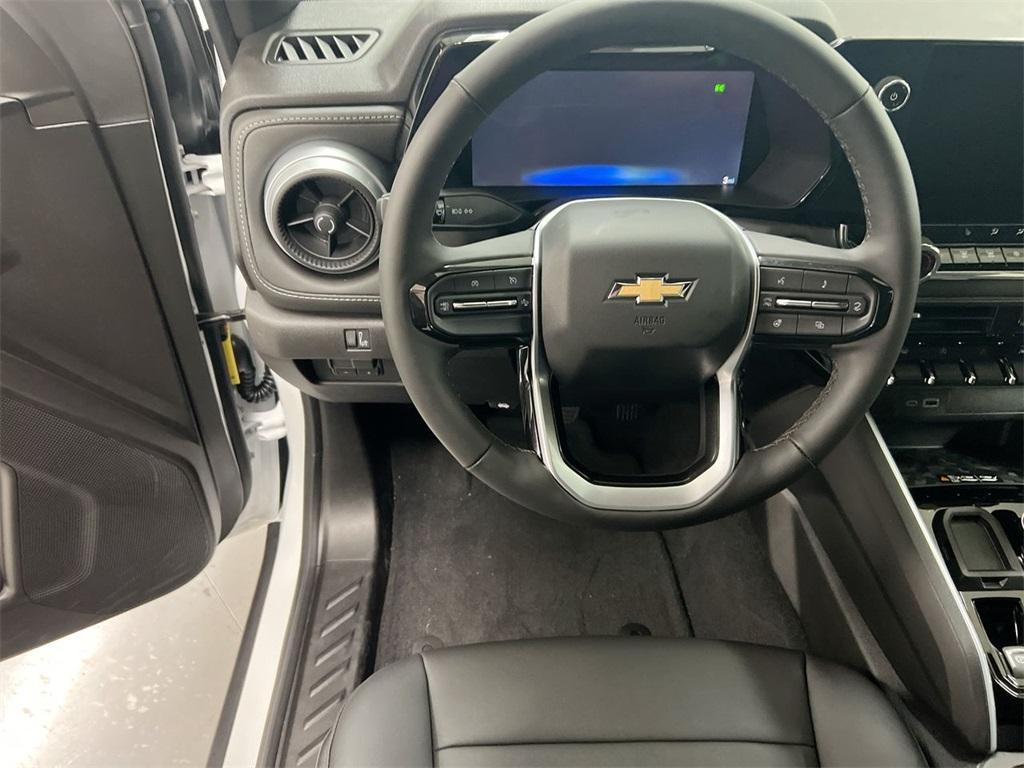 new 2024 Chevrolet Colorado car, priced at $35,873