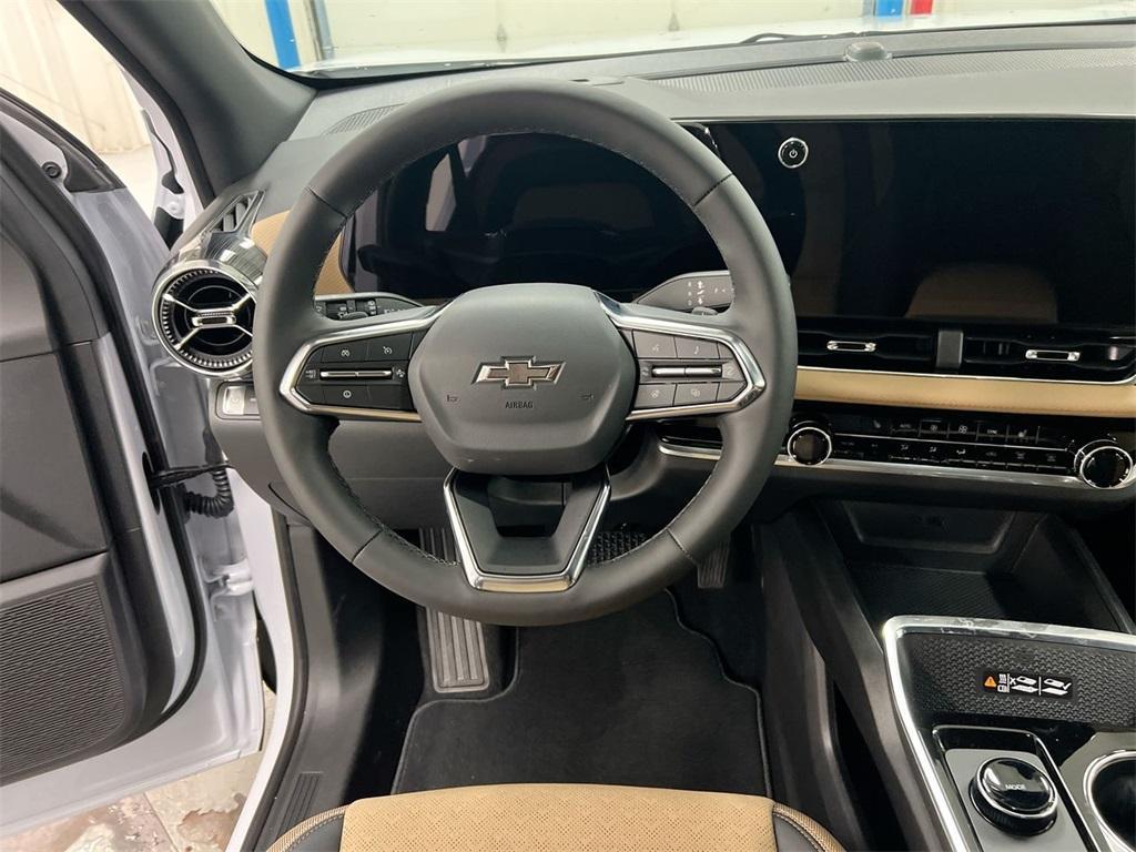 new 2026 Chevrolet Equinox car, priced at $34,873