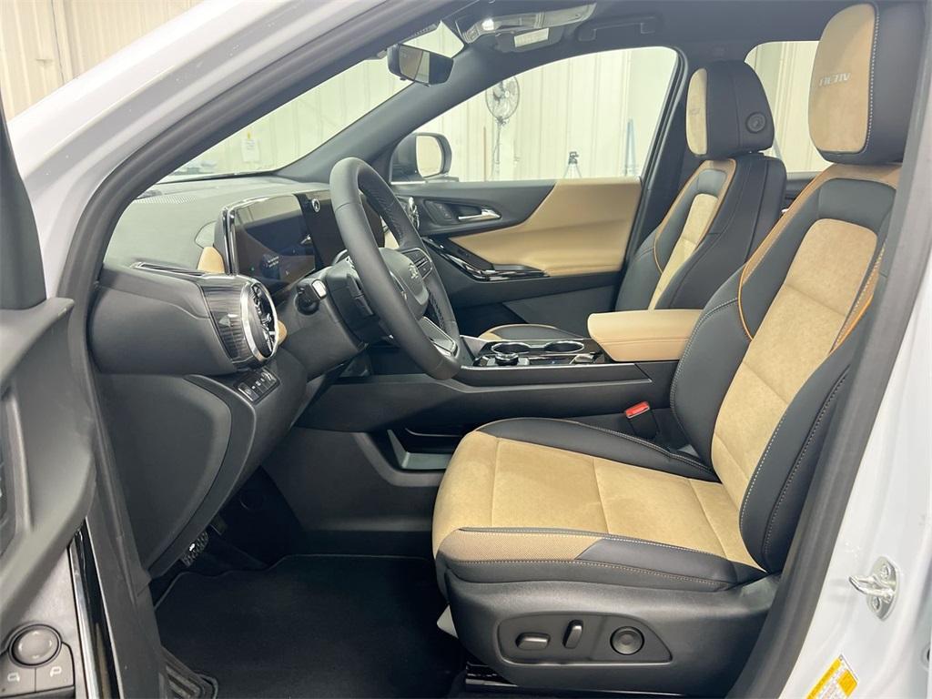 new 2026 Chevrolet Equinox car, priced at $34,873