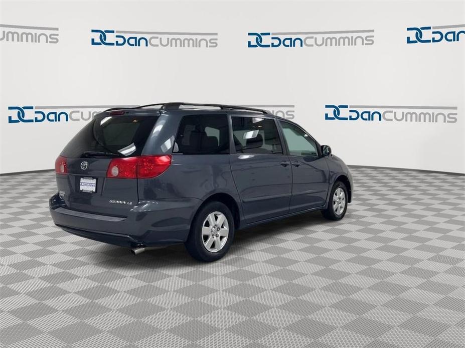 used 2007 Toyota Sienna car, priced at $4,400