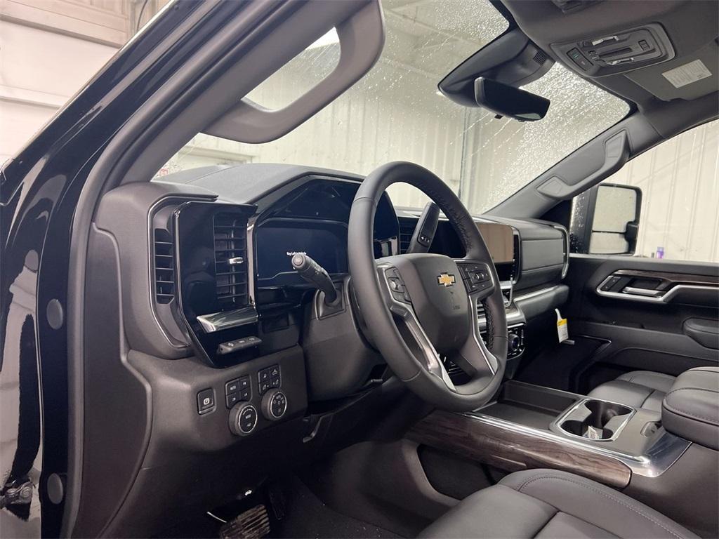 new 2025 Chevrolet Silverado 3500 car, priced at $79,873