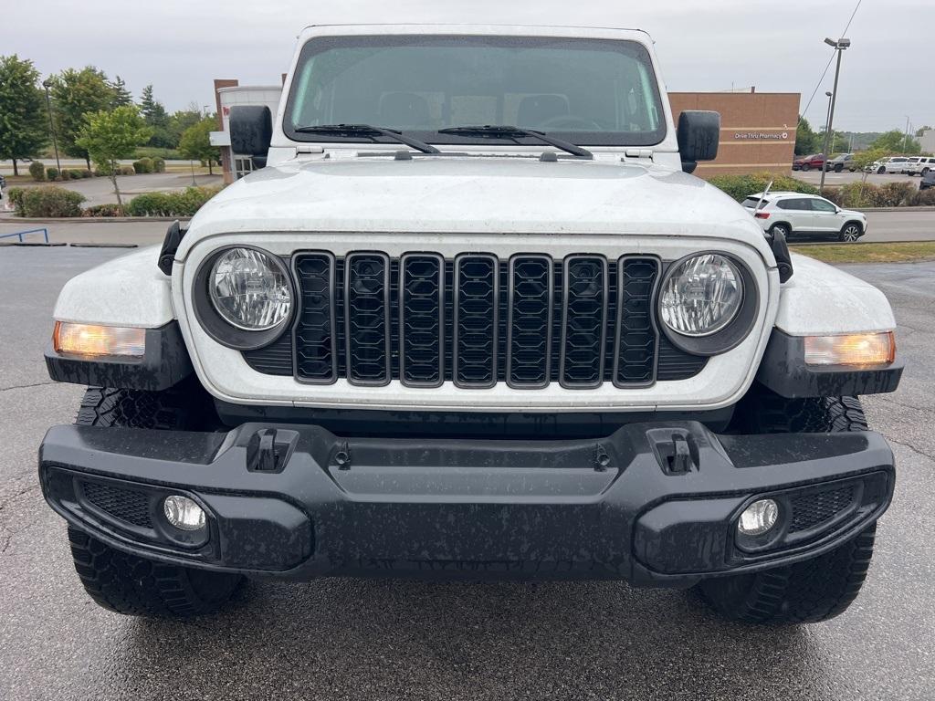 used 2024 Jeep Gladiator car, priced at $32,987