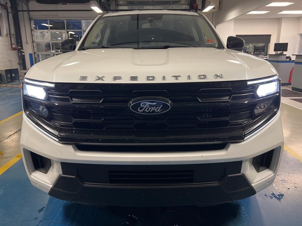 used 2025 Ford Expedition Max car, priced at $68,987
