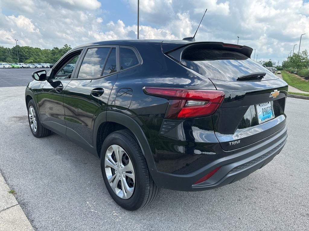 used 2024 Chevrolet Trax car