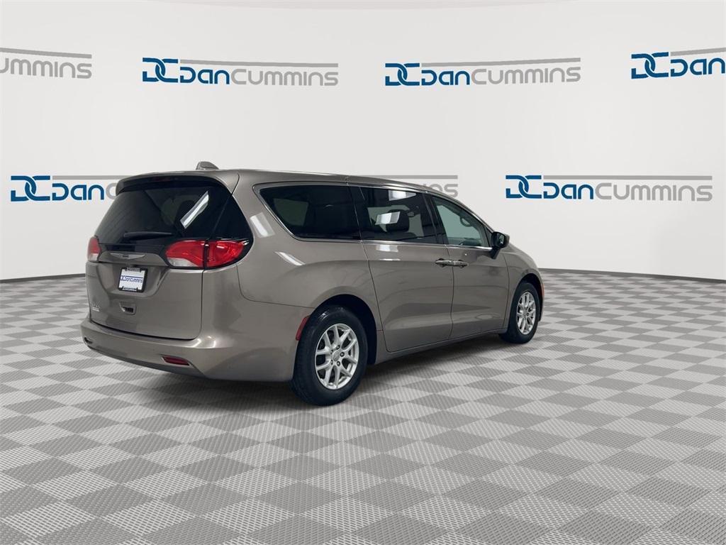 used 2017 Chrysler Pacifica car, priced at $6,900