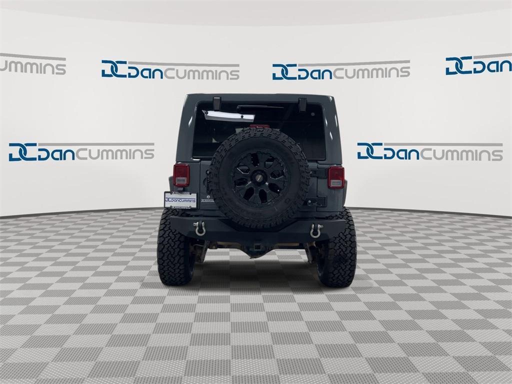 used 2015 Jeep Wrangler Unlimited car, priced at $19,587