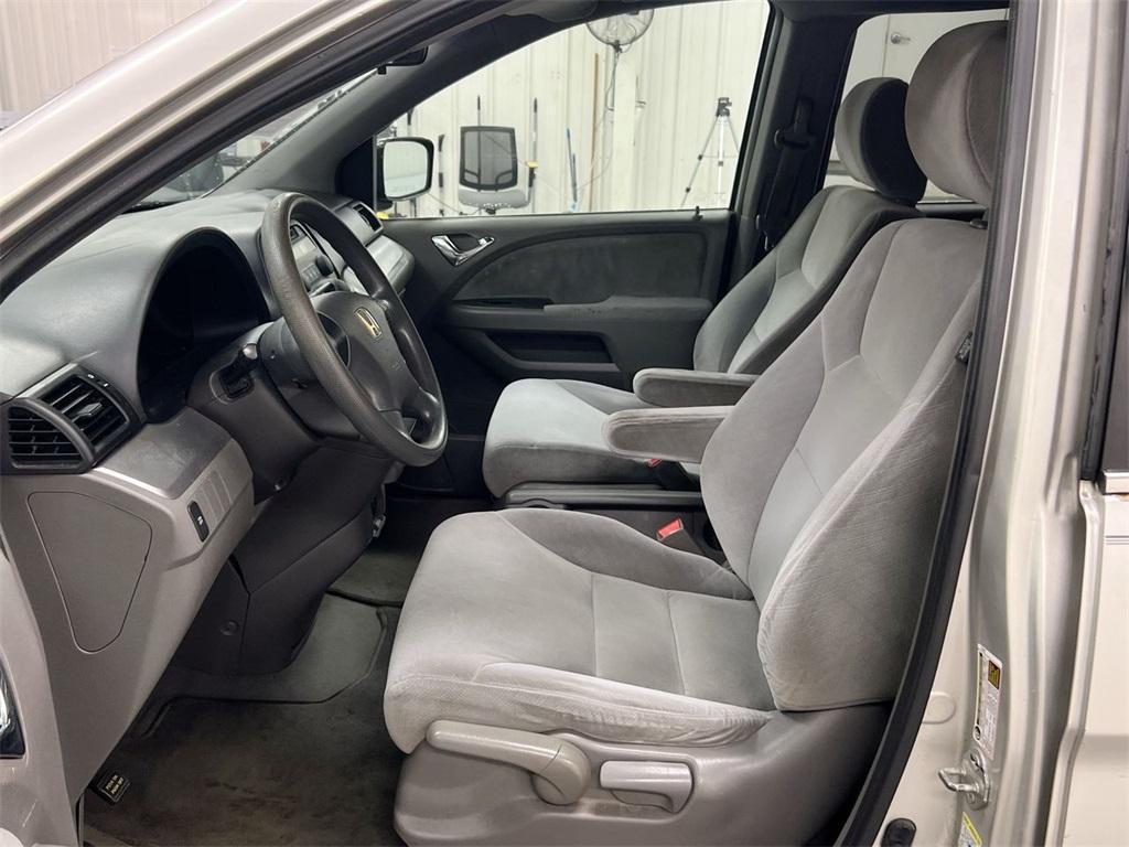 used 2008 Honda Odyssey car, priced at $1,700