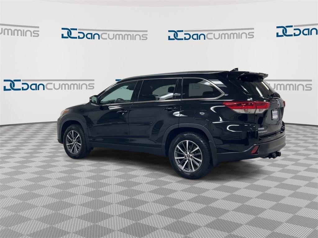 used 2019 Toyota Highlander car, priced at $26,987