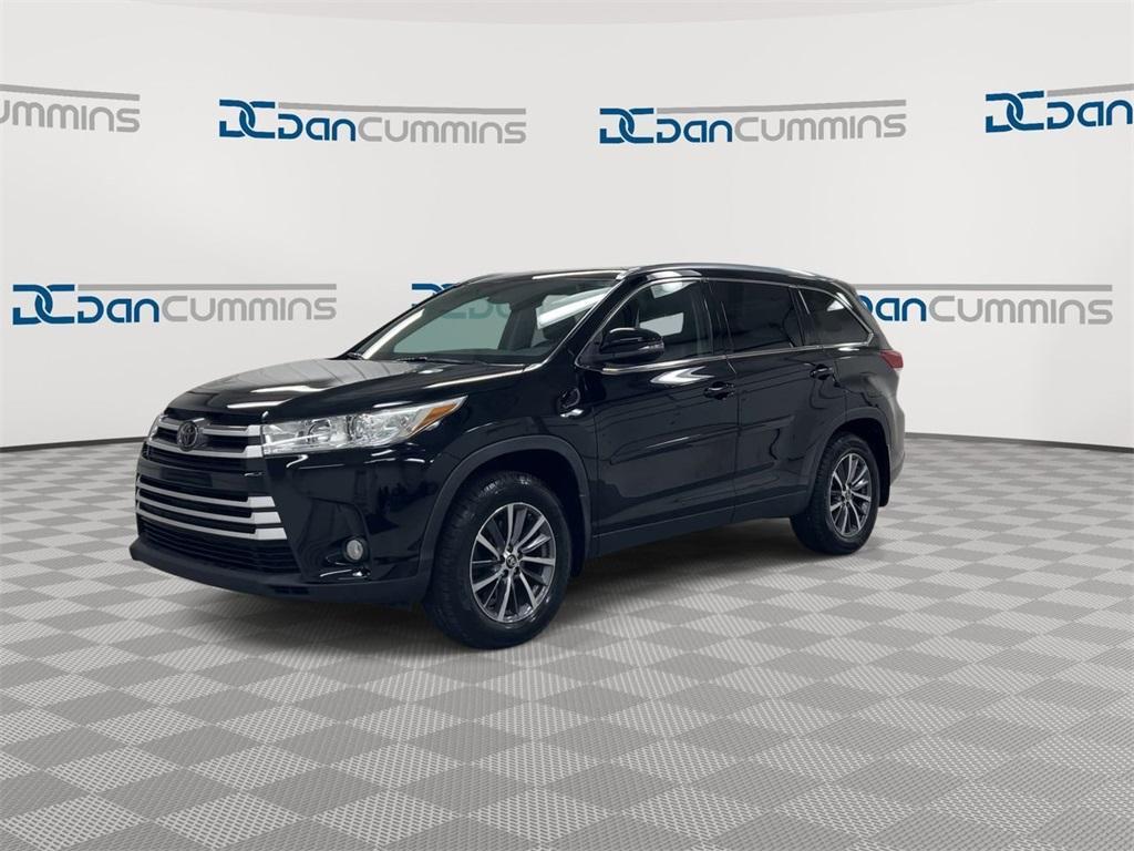 used 2019 Toyota Highlander car, priced at $26,987