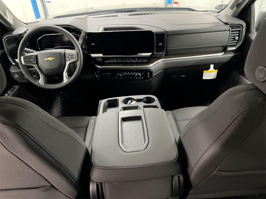 new 2025 Chevrolet Silverado 1500 car, priced at $44,595