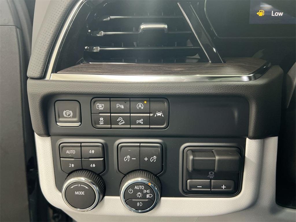 new 2025 Chevrolet Tahoe car, priced at $81,635