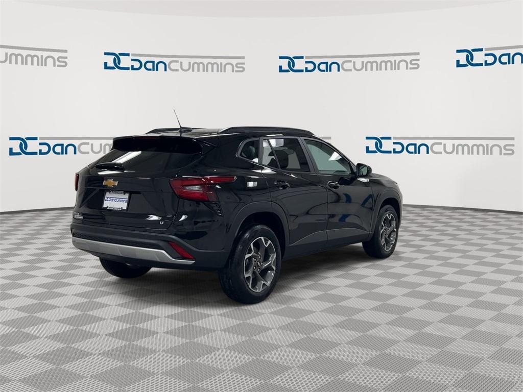 new 2025 Chevrolet Trax car, priced at $25,880