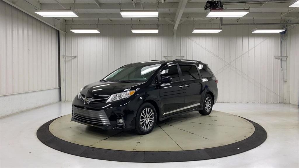 used 2018 Toyota Sienna car, priced at $15,500