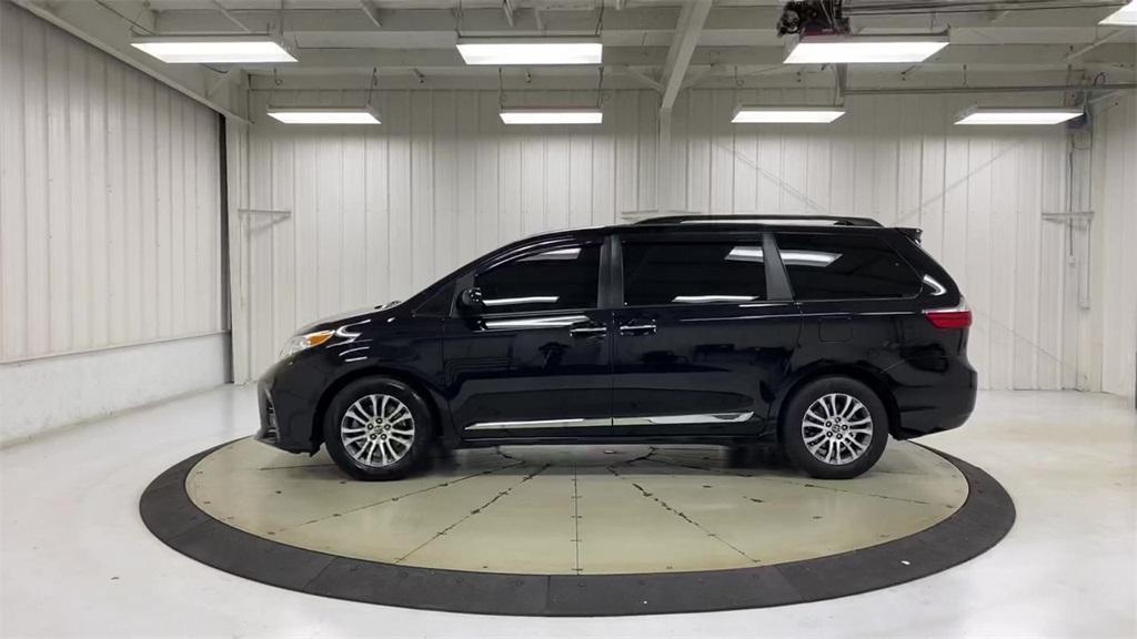 used 2018 Toyota Sienna car, priced at $15,500