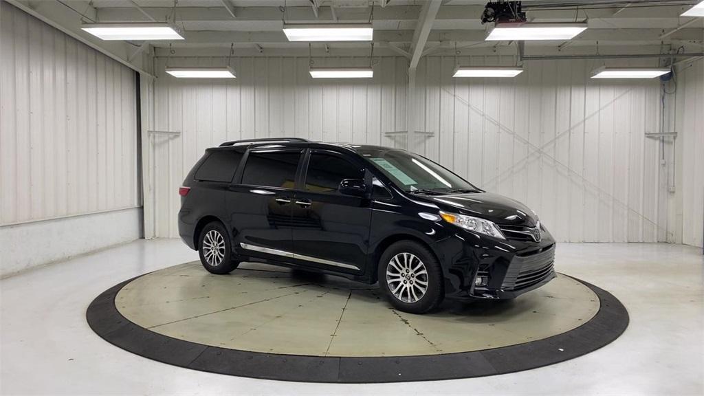 used 2018 Toyota Sienna car, priced at $15,500