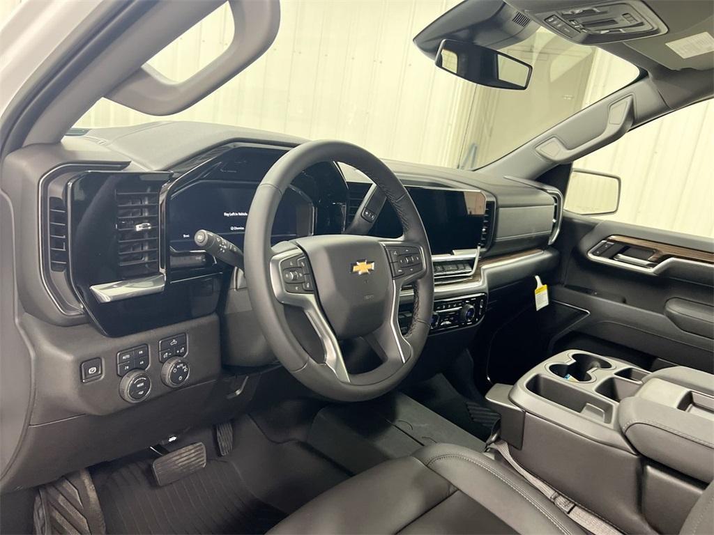 new 2025 Chevrolet Silverado 1500 car, priced at $55,215