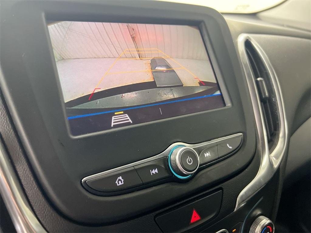 used 2020 Chevrolet Equinox car, priced at $10,500