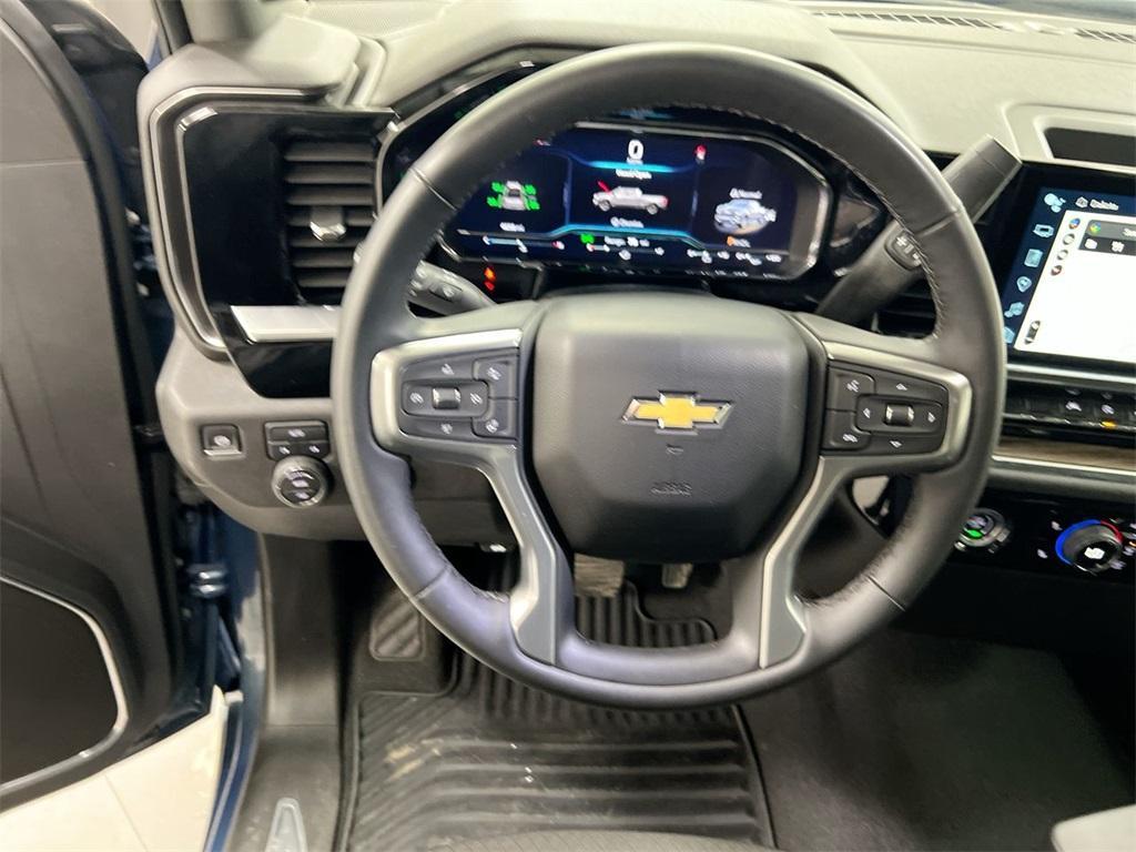 used 2024 Chevrolet Silverado 1500 car, priced at $42,587