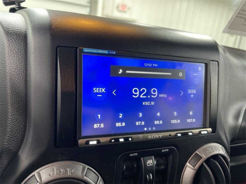 used 2015 Jeep Wrangler Unlimited car, priced at $12,900