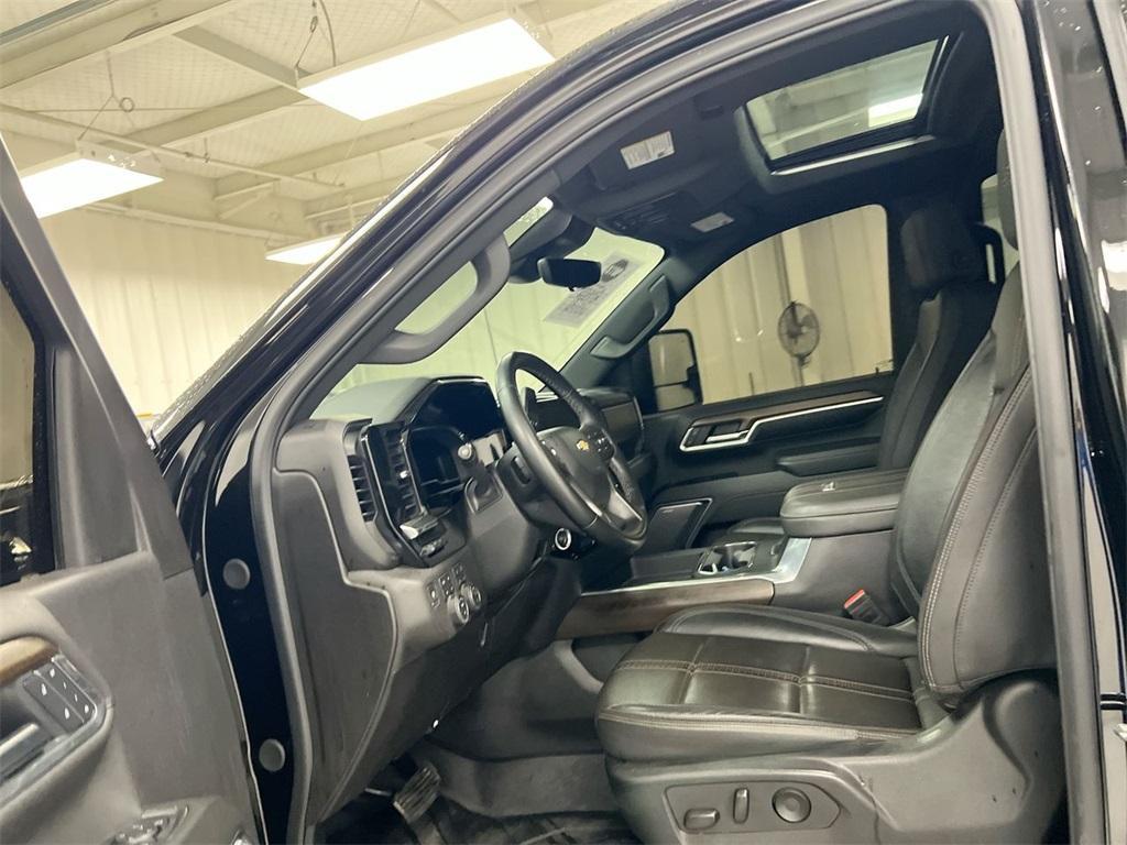 used 2025 Chevrolet Silverado 2500 car, priced at $75,987