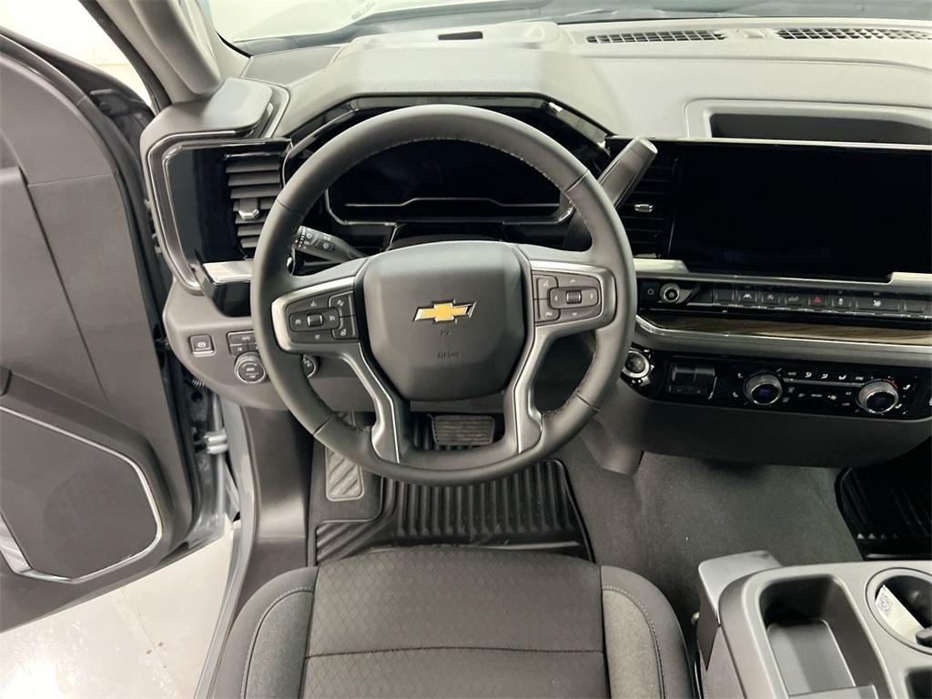 new 2025 Chevrolet Silverado 1500 car, priced at $47,295