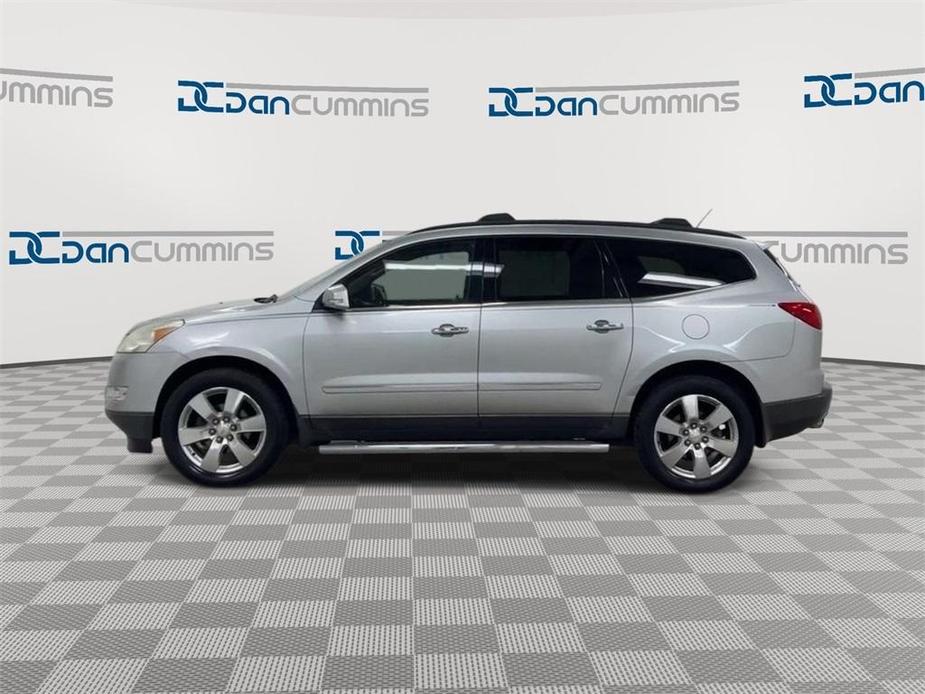 used 2011 Chevrolet Traverse car, priced at $6,500