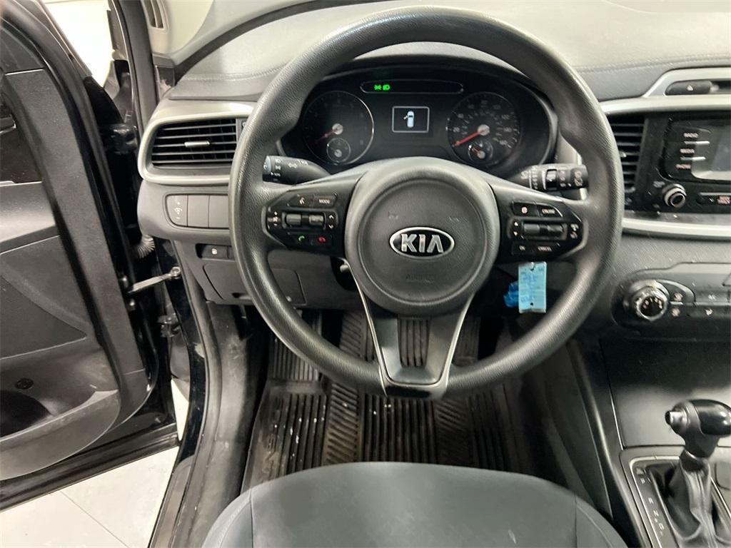 used 2016 Kia Sorento car, priced at $4,900