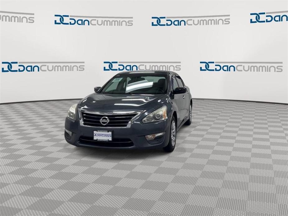 used 2013 Nissan Altima car, priced at $2,500