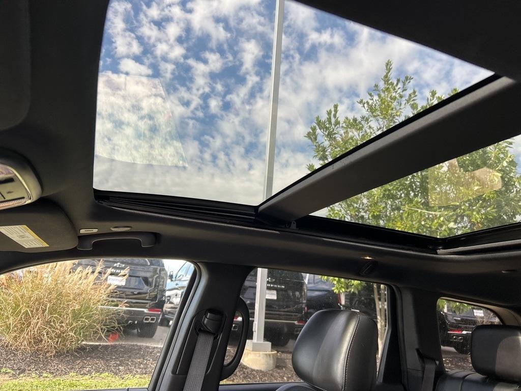 used 2021 Jeep Grand Cherokee car, priced at $20,587