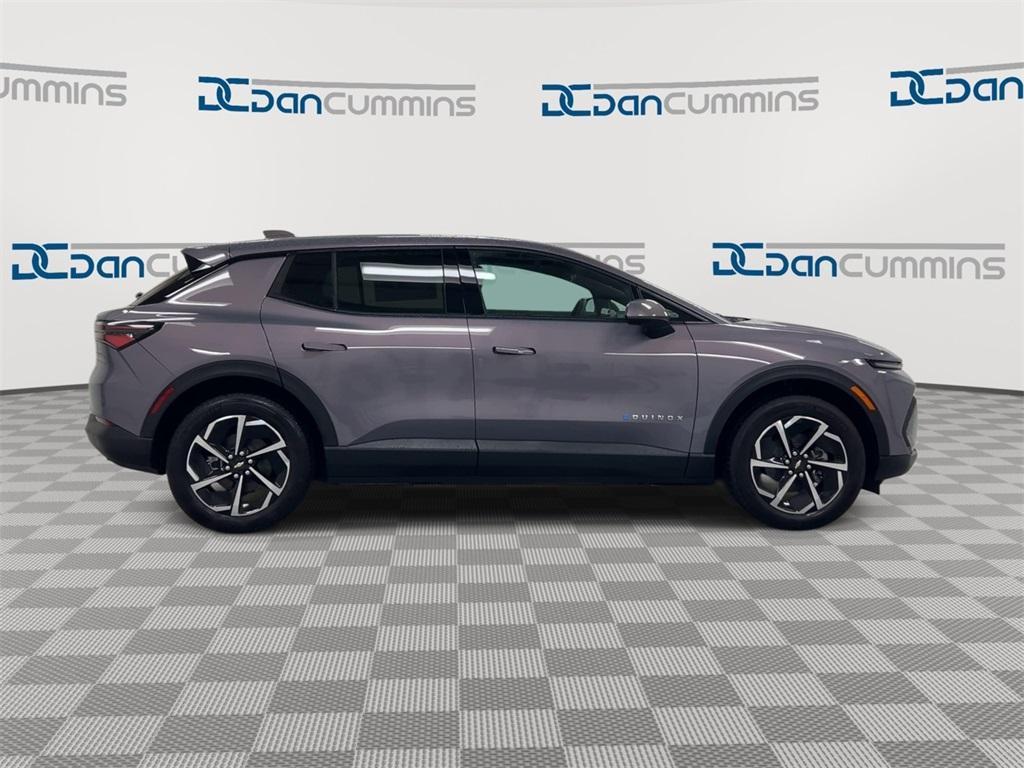 new 2025 Chevrolet Equinox EV car, priced at $34,623