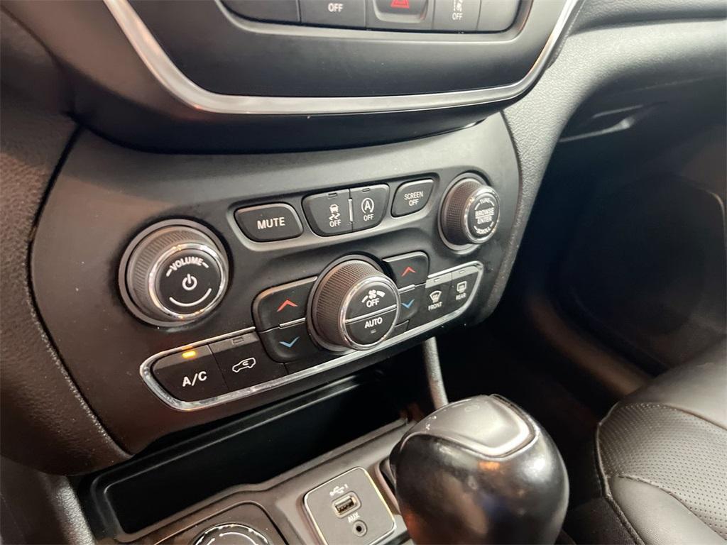 used 2021 Jeep Cherokee car, priced at $17,587